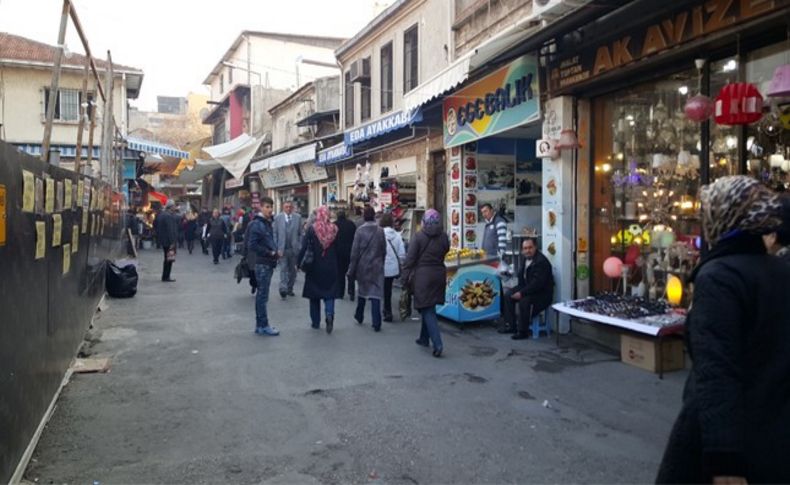 Kemeraltı'nda tente ve masa yasağı!